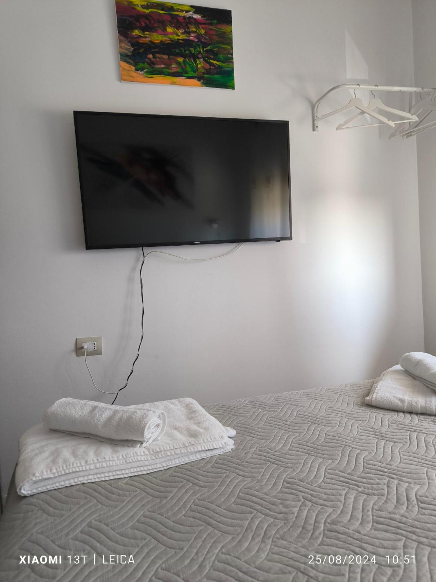 Le Piante Di Casa Samar Bed & Breakfast Castelguelfo ภายนอก รูปภาพ