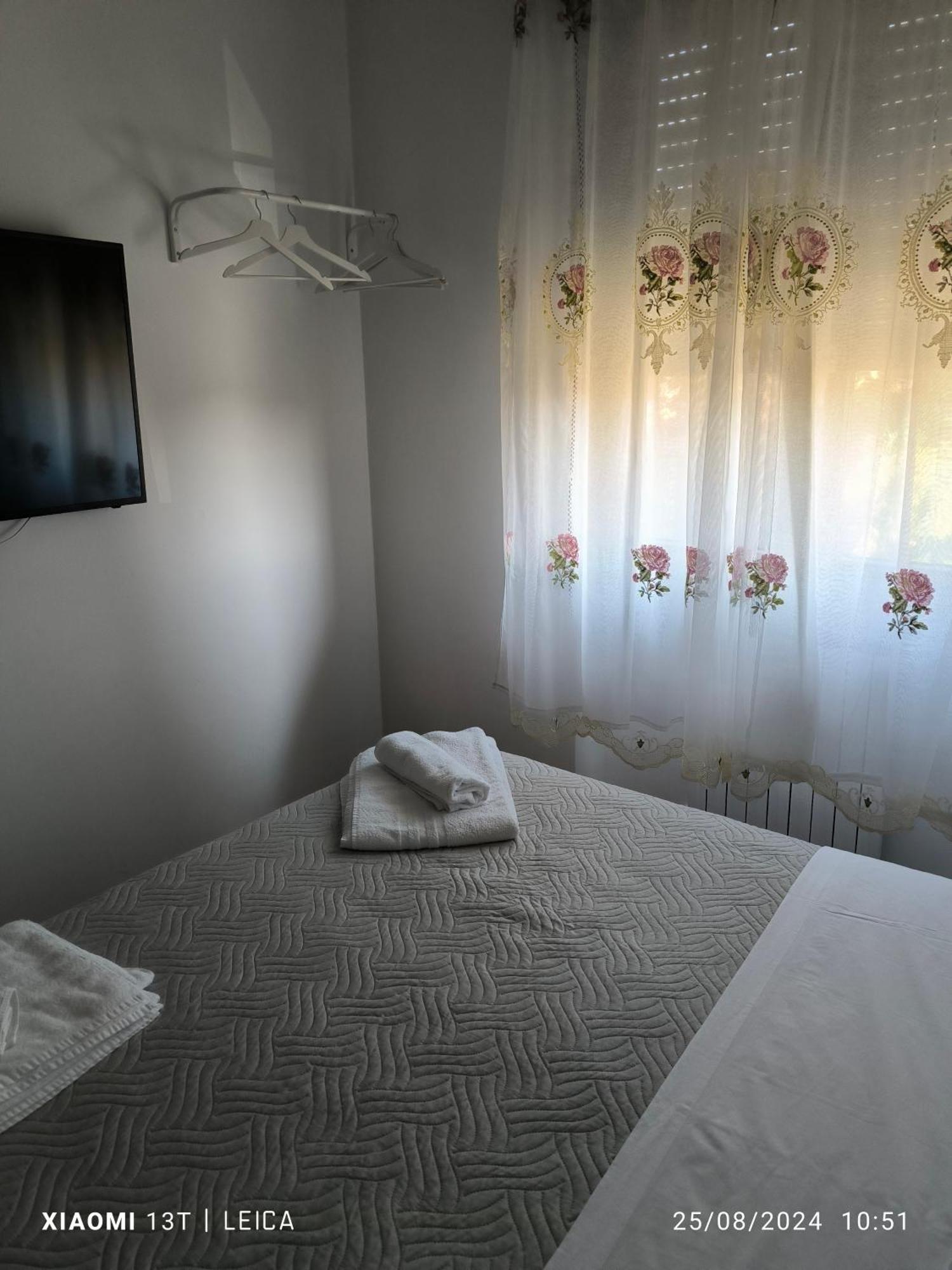 Le Piante Di Casa Samar Bed & Breakfast Castelguelfo ภายนอก รูปภาพ